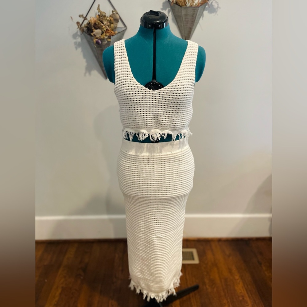 Forever 21 cotton crochet crop top and skirt coord set